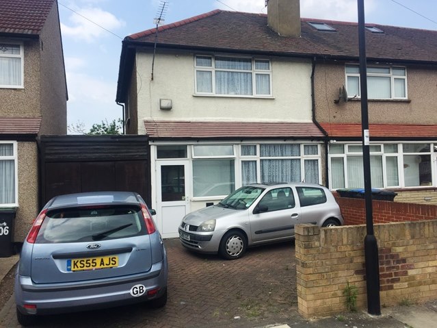 Leyburn Road, Edmonton, N18